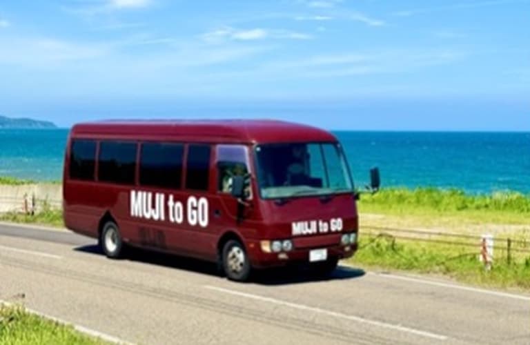 MUJI Naoetsu’s Mobile Sales Bus