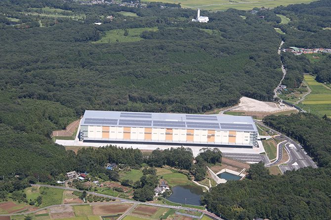 Introducing Renewable
Energy and Installing Solar Panels to Distribution Center